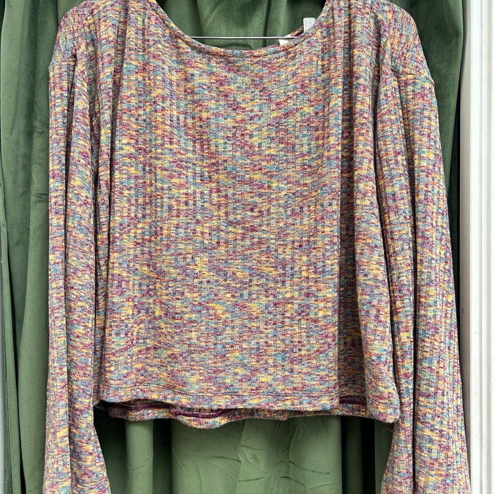 Daily Practice fit. Super soft and cozy. - Picture 5 of 13